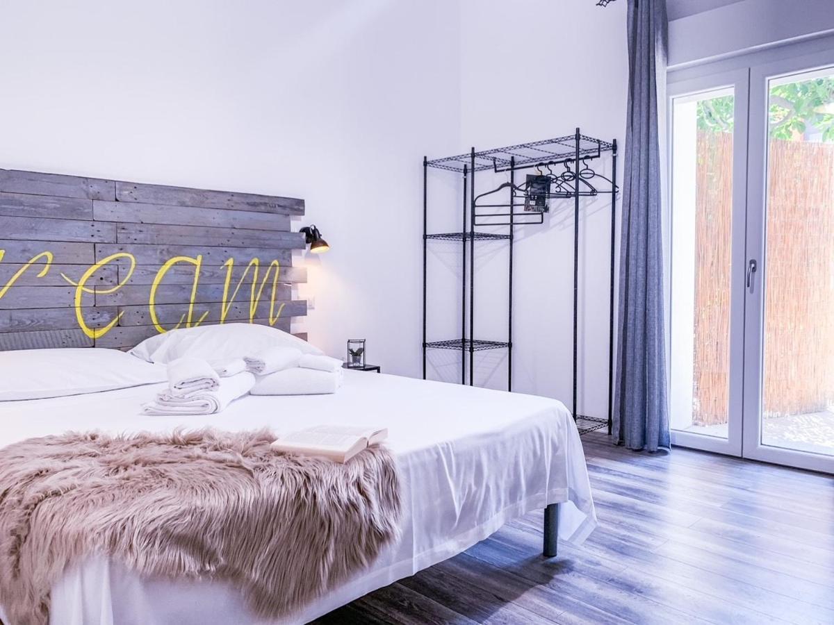 Bb 26 Bed and breakfast Olbia